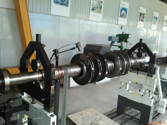 如何現(xiàn)場風(fēng)機(jī)動平衡測試儀器？